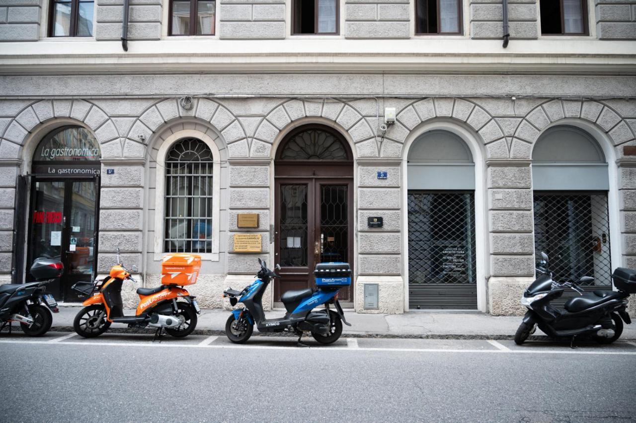 La Casa Di Gabri Trieste Centro Exterior photo